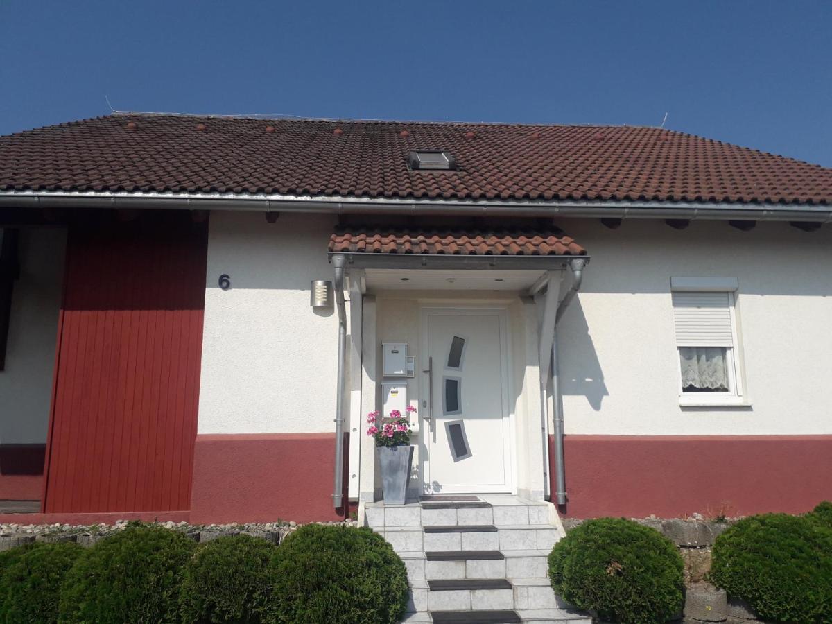Ferienwohnung Lottstetten Apartment